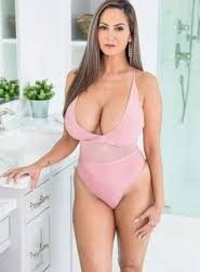 Moms In Control 10 (2018) Brazzers